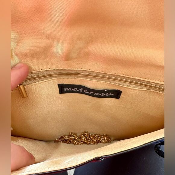 Woman’s Shiny Black Clutch with Chain. - Picture 2 of 2